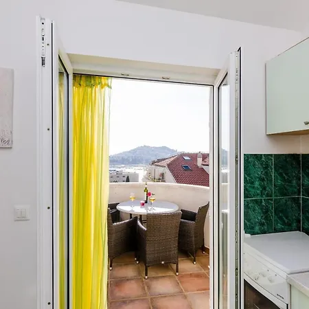 Santani - Two-bedroom With Balcony And Sea View * دوبروفينك