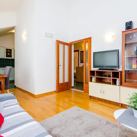 Santani - Two-bedroom With Balcony And Sea View Апартаменты