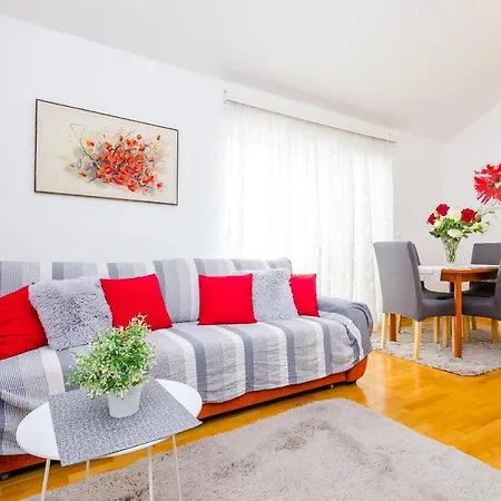 Santani - Two-bedroom With Balcony And Sea View Διαμέρισμα